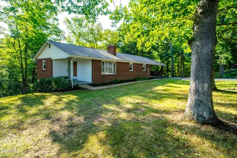 101 Wright Lane Bristol Tn 37620, Bristol, TN 37620 photo 2