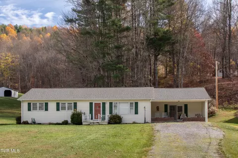 166 Ramblewood Road Chilhowie Va 24319, Chilhowie, VA 24319