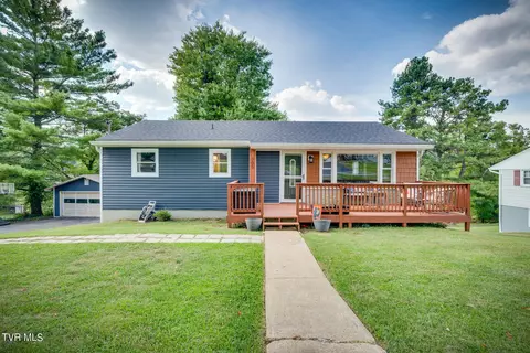 305 Elmhurst Drive Kingsport Tn 37663, Kingsport, TN 37663