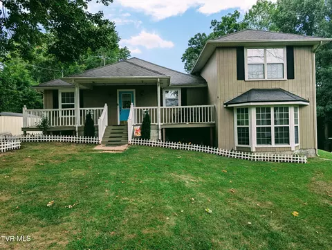 1058 Nealy Ridge Clinchco Va 24226, Clinchco, VA 24226