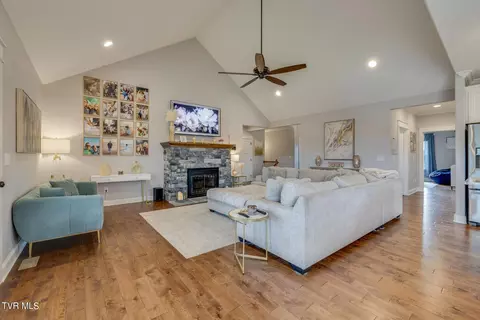 1167 Panoramic Vista Gray Tn 37615, Gray, TN 37615 photo 10