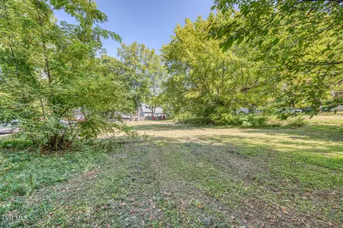 414 W Poplar Street Johnson City Tn 37604, Johnson City, TN 37604