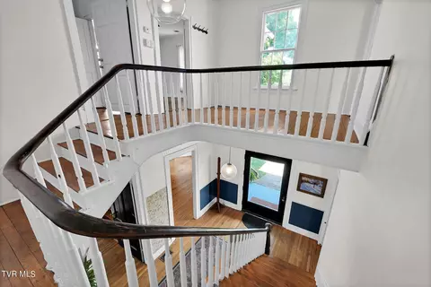 Entry Way - 370 E Main Street Abingdon Va 24210, Abingdon, VA 24210 photo 5 of 6