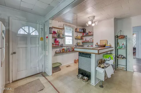 Kitchen - 1005 Baxter Street Johnson City Tn 37601, Johnson City, TN 37601 photo 3 of 3