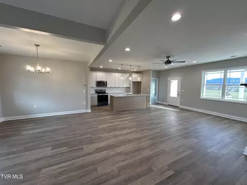 2016 Old Stage Road Greeneville Tn 37745, Greeneville, TN 37745 photo 7
