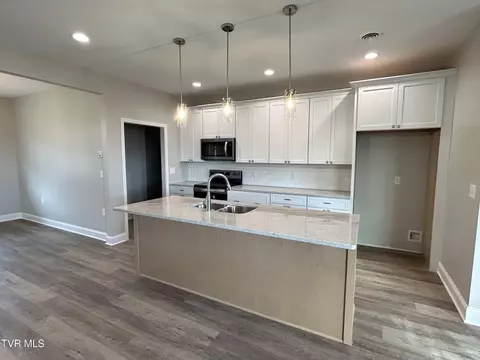 2016 Old Stage Road Greeneville Tn 37745, Greeneville, TN 37745 photo 13