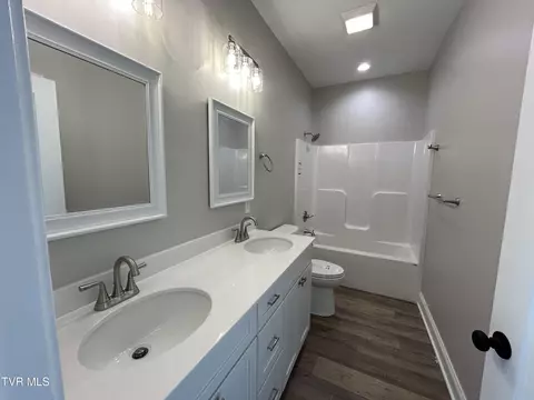 2016 Old Stage Road Greeneville Tn 37745, Greeneville, TN 37745 photo 22