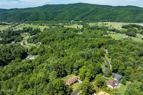 View/Area - 222 Cherokee Circle Erwin Tn 37650, Erwin, TN 37650 photo 11 of 12