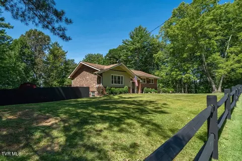 Exterior - 222 Cherokee Circle Erwin Tn 37650, Erwin, TN 37650 photo 15 of 37