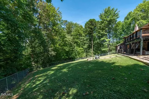 Exterior - 222 Cherokee Circle Erwin Tn 37650, Erwin, TN 37650 photo 24 of 37