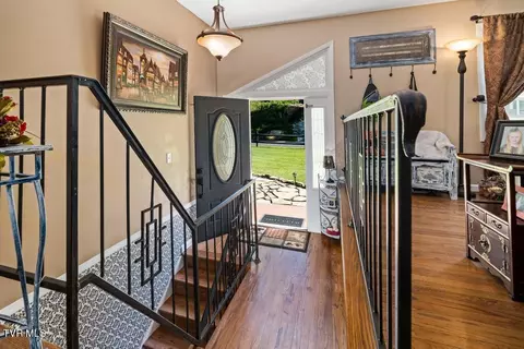 Entry Way - 222 Cherokee Circle Erwin Tn 37650, Erwin, TN 37650 photo 1 of 5