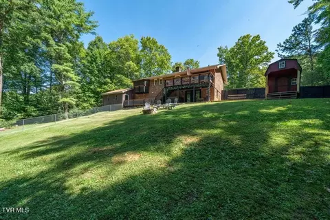 Exterior - 222 Cherokee Circle Erwin Tn 37650, Erwin, TN 37650 photo 22 of 37