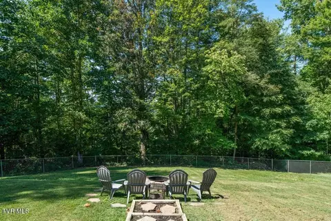 Exterior - 222 Cherokee Circle Erwin Tn 37650, Erwin, TN 37650 photo 30 of 37