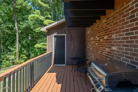 Exterior - 222 Cherokee Circle Erwin Tn 37650, Erwin, TN 37650 photo 32 of 37