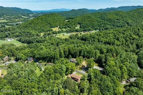 View/Area - 222 Cherokee Circle Erwin Tn 37650, Erwin, TN 37650 photo 7 of 12