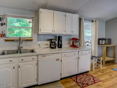 Kitchen - 1302 Rittertown Road Hampton Tn 37658, Hampton, TN 37658 photo 3 of 3