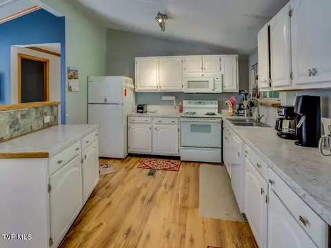 Kitchen - 1302 Rittertown Road Hampton Tn 37658, Hampton, TN 37658 photo 2 of 3