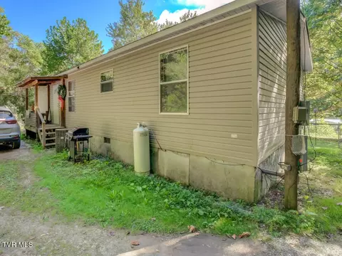 Exterior - 1302 Rittertown Road Hampton Tn 37658, Hampton, TN 37658 photo 7 of 12