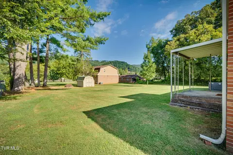 Exterior - 1115 Mountainview Road Erwin Tn 37650, Erwin, TN 37650 photo 3 of 6