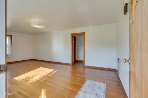 Living - 1115 Mountainview Road Erwin Tn 37650, Erwin, TN 37650 photo 1 of 3
