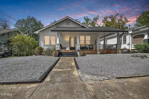 207 Jackson Avenue Johnson City Tn 37604, Johnson City, TN 37604
