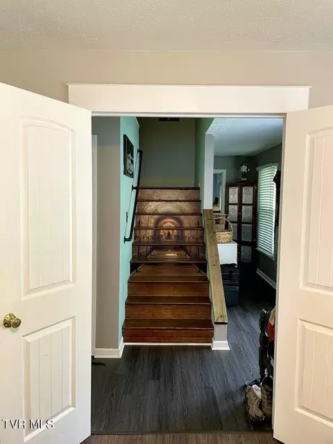 Entry Way - 305 Grant Street Wise Va 24293, Wise, VA 24293 photo 4 of 7