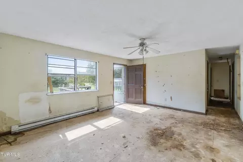 227 Schofield Drive Greeneville Tn 37745, Greeneville, TN 37745 photo 3