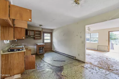 227 Schofield Drive Greeneville Tn 37745, Greeneville, TN 37745 photo 7