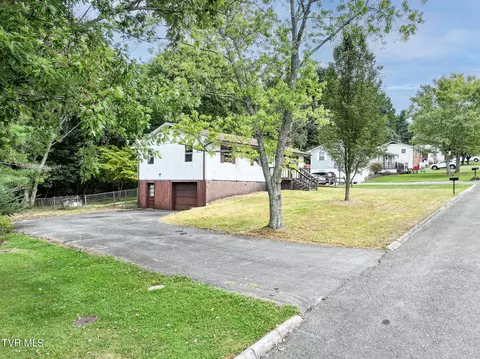 227 Schofield Drive Greeneville Tn 37745, Greeneville, TN 37745 photo 30