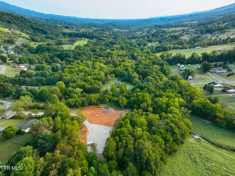 5 Chaucer Court Johnson City Tn 37615, Johnson City, TN 37615