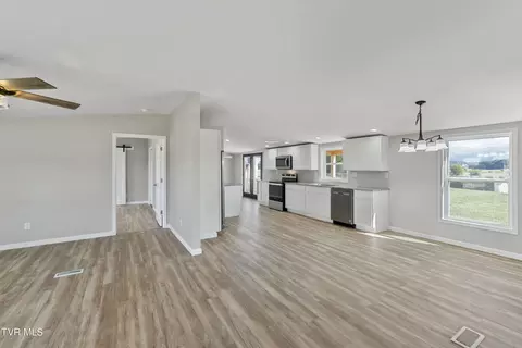 530 Ebenezer Loop Chuckey Tn 37641, Chuckey, TN 37641 photo 25