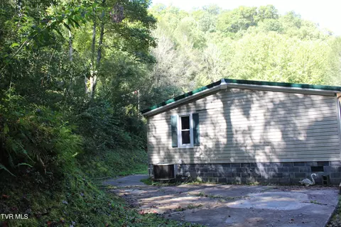 147 Hound Trail Keokee Va 24265, Keokee, VA 24265 photo 5