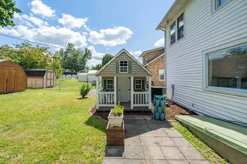 214 Clinchfield Avenue Erwin Tn 37650, Erwin, TN 37650 photo 11