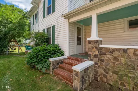 214 Clinchfield Avenue Erwin Tn 37650, Erwin, TN 37650 photo 9