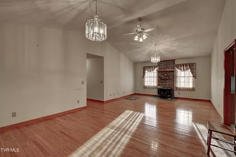 103 Mountain View Drive Hampton Tn 37658, Hampton, TN 37658 photo 11