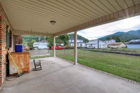 103 Mountain View Drive Hampton Tn 37658, Hampton, TN 37658 photo 31