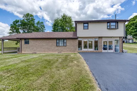 409 Spring Valley Road Marion Va 24354, Marion, VA 24354