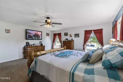 Bedroom - 315 Emerald Road Mosheim Tn 37818, Mosheim, TN 37818 photo 4 of 9