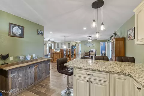 Kitchen - 315 Emerald Road Mosheim Tn 37818, Mosheim, TN 37818 photo 7 of 7