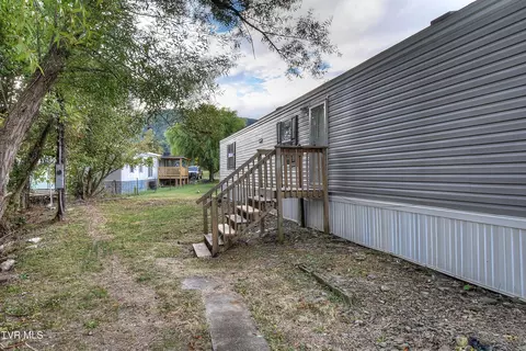 120 Walker Lane Erwin Tn 37650, Erwin, TN 37650