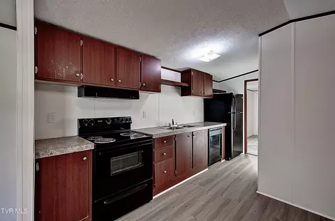 Kitchen - 120 Walker Lane Erwin Tn 37650, Erwin, TN 37650 photo 1 of 3