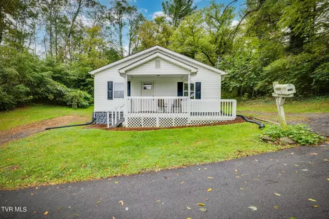 709 Suffolk Avenue Bristol Va 24201, Bristol, VA 24201