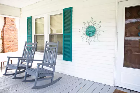 Exterior - 319 Clinchfield Avenue Erwin Tn 37650, Erwin, TN 37650 photo 2 of 6