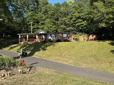 220 Friend Street Clintwood Va 24228, Clintwood, VA 24228