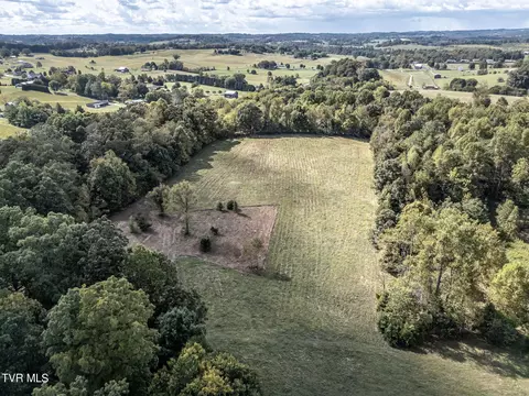 825 Middle Creek Road Afton Tn 37616, Afton, TN 37616