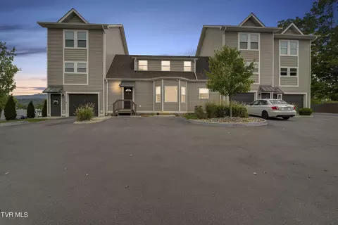 2802 W Walnut Street Johnson City Tn 37604, Johnson City, TN 37604