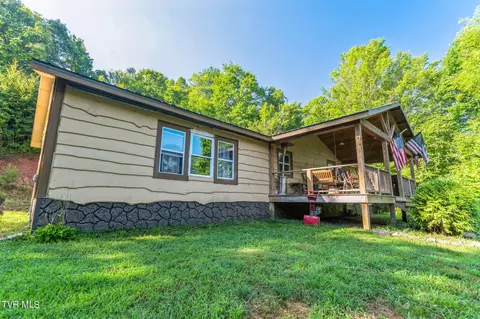 1805 Lakeview Drive Butler Tn 37640, Butler, TN 37640