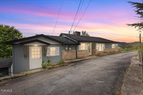 8404 Loretta Lane Bristol Va 24202, Bristol, VA 24202