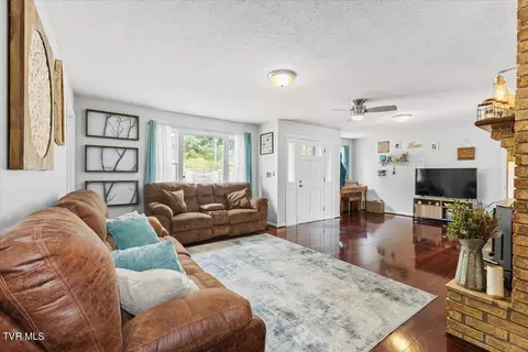 Living - 8404 Loretta Lane Bristol Va 24202, Bristol, VA 24202 photo 1 of 4
