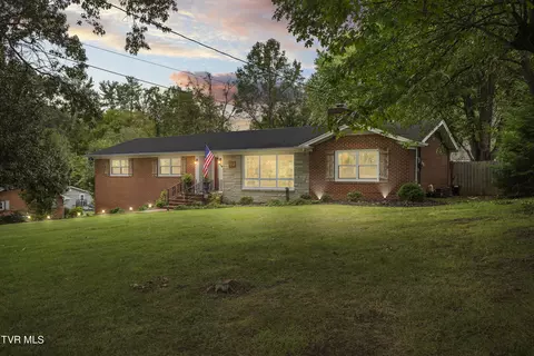 4317 Fairlawn Drive Kingsport Tn 37663, Kingsport, TN 37663
